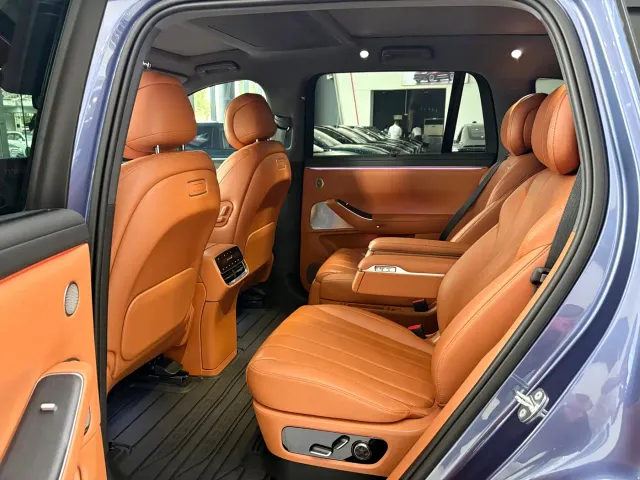 Aito M7 — Фото автомобиля 6