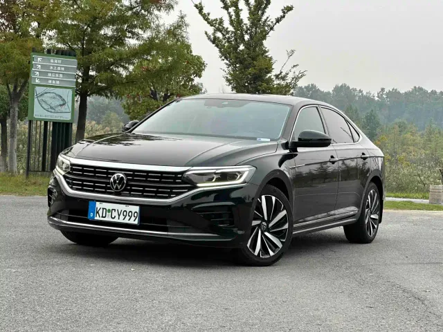 Фотография автомобиля — Volkswagen Passat