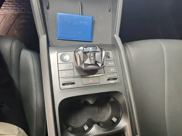 BYD Qin L 2025 DM-i Smart Drive Edition 80KM Leading — Фото автомобиля 15