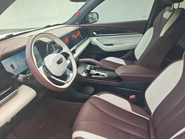 Geely Xingyue L — Фото автомобиля 6
