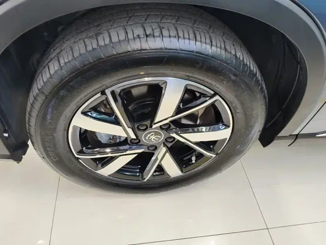 BYD Song Pro — Фото автомобиля 22