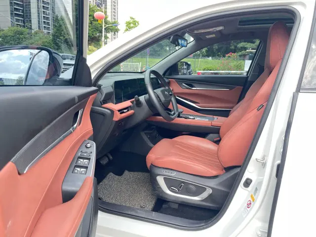 Changan CS75 Plus — Фото автомобиля 8