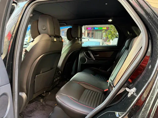 Land Rover Discovery Sport — Фото автомобиля 5