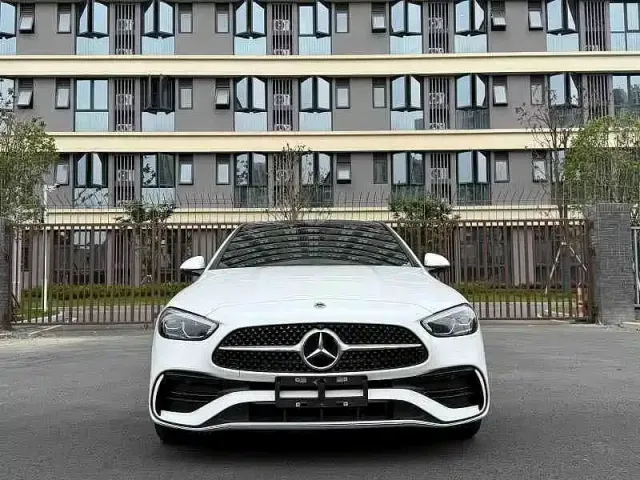 Mercedes-Benz C-Class — Фото автомобиля 2