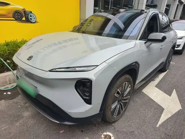 Фотография автомобиля — Nio ES7