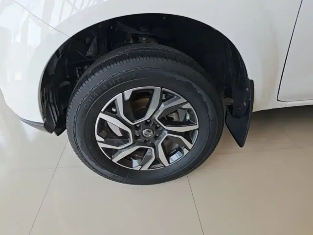Dongfeng Rich 7 — Фото автомобиля 22