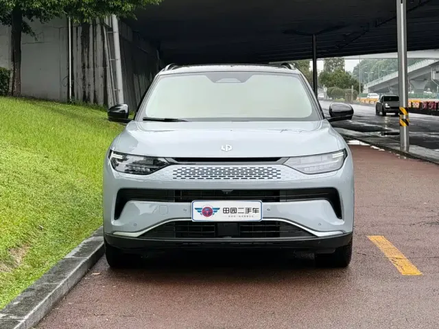Leapmotor Leapmotor C11 2024 Extended Range 300 Premium Edition — Фото автомобиля 2
