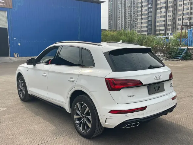 Audi Q5L — Фото автомобиля 6