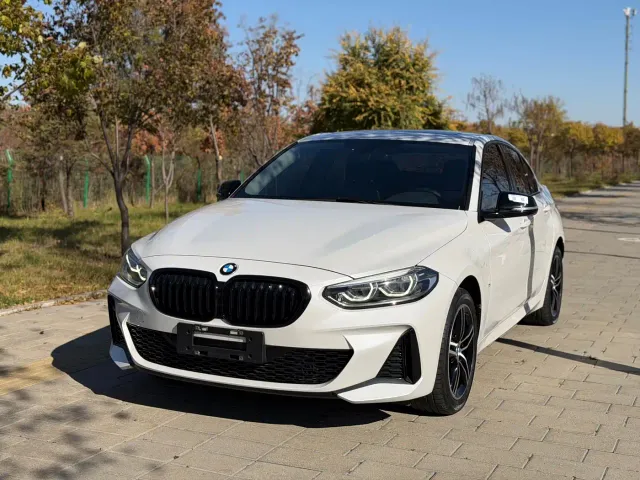 Фотография автомобиля — BMW 1 Series