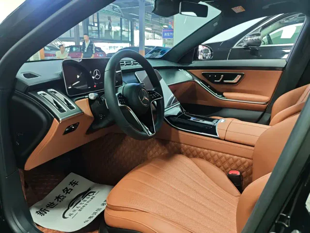 Mercedes-Benz S-Class — Фото автомобиля 4