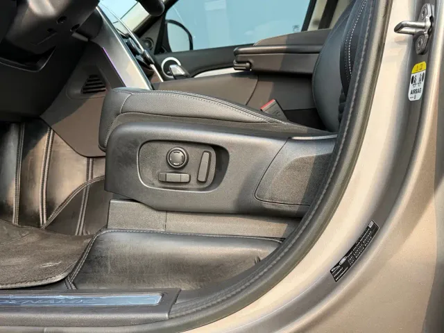 Land Rover Discovery — Фото автомобиля 11