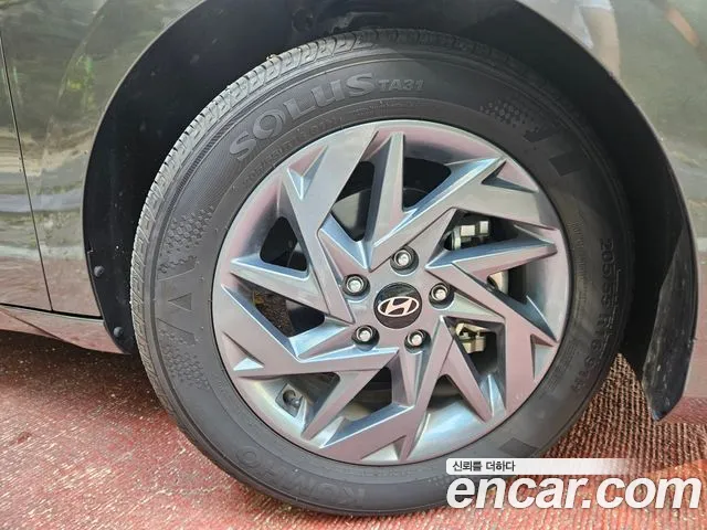 Hyundai Avante — Фото автомобиля 9