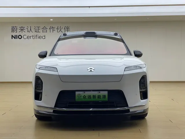 Nio ES8 — Фото автомобиля 3