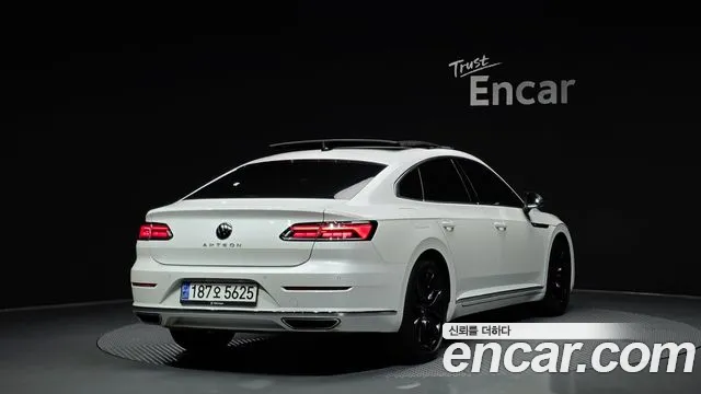 Фотография автомобиля — Volkswagen Arteon