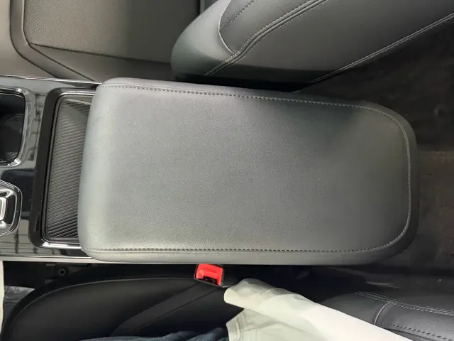 Wuling Starlight — Фото автомобиля 13