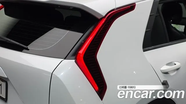 Kia Niro The All New — Фото автомобиля 8