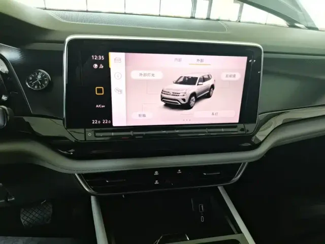 Volkswagen Teramont — Фото автомобиля 12