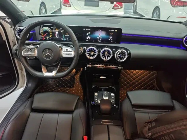 Mercedes-Benz A-Class — Фото автомобиля 5