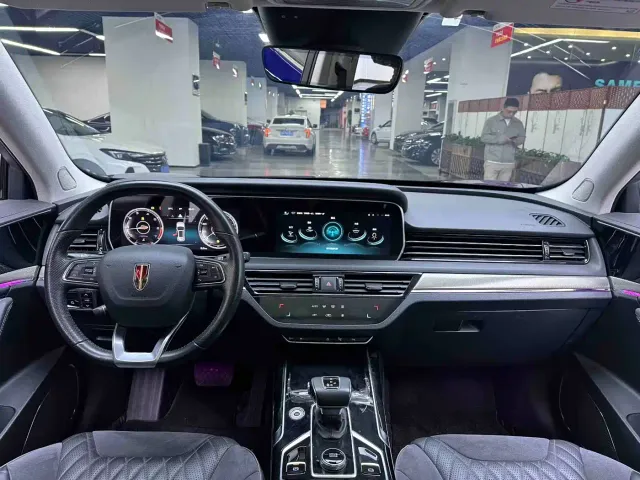 Hongqi HS5 — Фото автомобиля 5