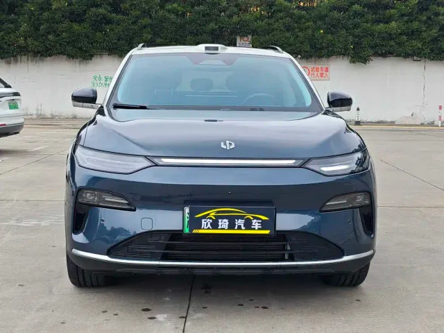 Leapmotor C11 — Фото автомобиля 2
