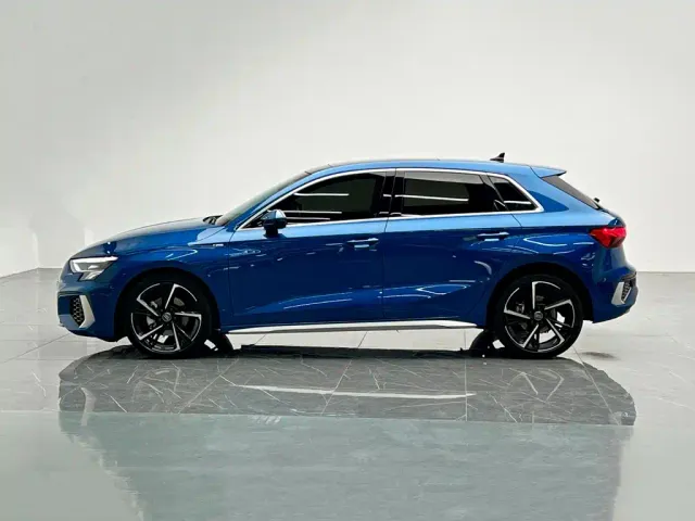 Audi A3 — Фото автомобиля 3
