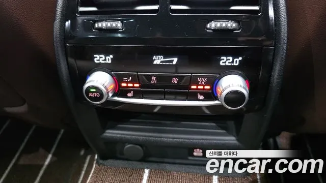 BMW 5 Series G30 — Фото автомобиля 27