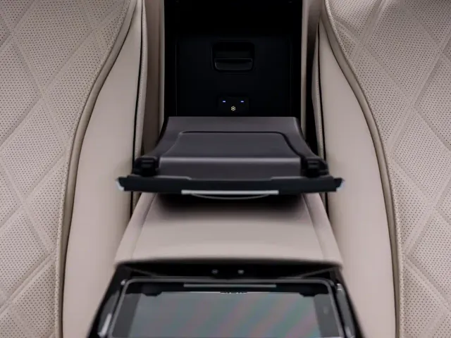Mercedes-Benz Maybach S-Class — Фото автомобиля 18