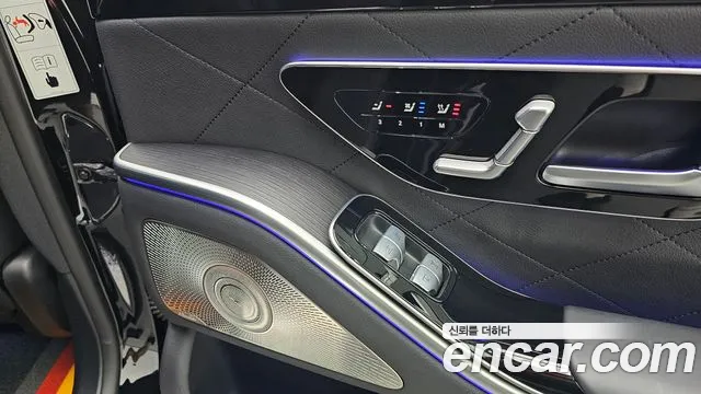 Mercedes-Benz S-Class — Фото автомобиля 16