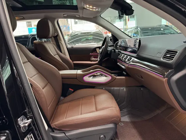 Mercedes-Benz GLE-Class — Фото автомобиля 12