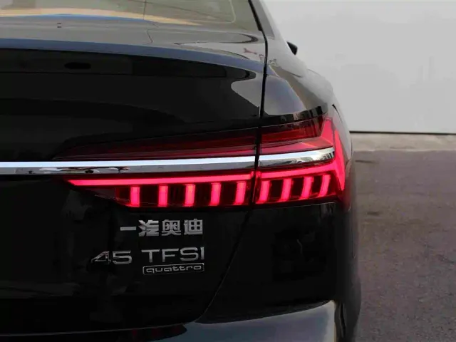 Audi A6L — Фото автомобиля 13