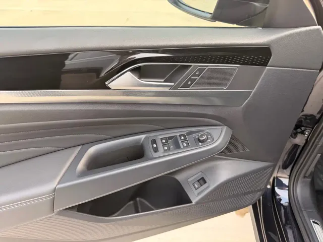 Volkswagen Passat — Фото автомобиля 6