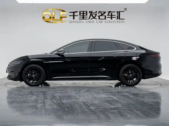 BYD Han — Фото автомобиля 7