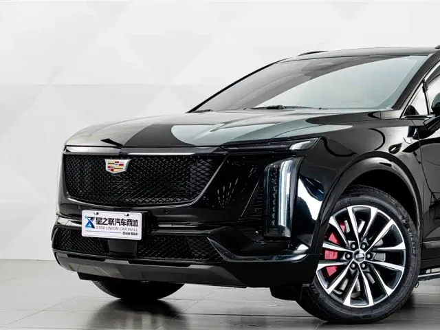 Cadillac XT5 — Фото автомобиля 3