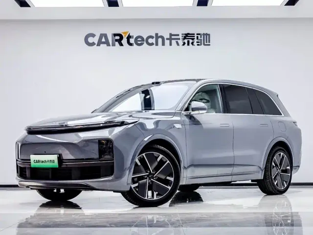 Li Auto L8 — Фото автомобиля 2