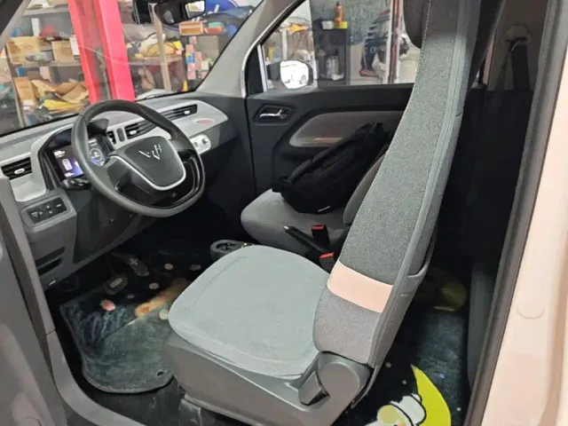 Wuling Hongguang Mini EV — Фото автомобиля 14