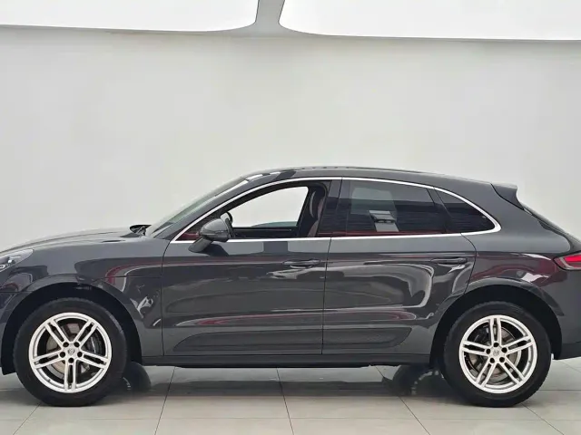 Porsche Macan — Фото автомобиля 14