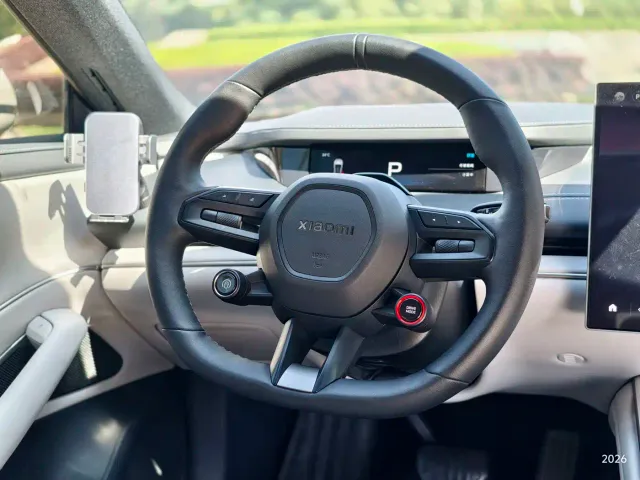 Xiaomi SU7 — Фото автомобиля 11