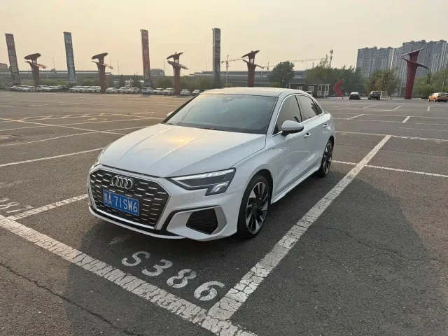 Фотография автомобиля — Audi A3