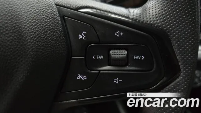 ChevroletGMDaewoo Trax Trax Кроссовер — Фото автомобиля 19