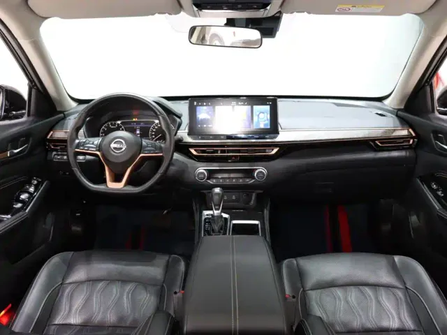 Nissan Teana — Фото автомобиля 12