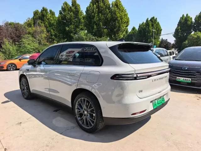 Leapmotor C10 — Фото автомобиля 7