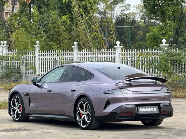Xiaomi SU7 — Фото автомобиля 11