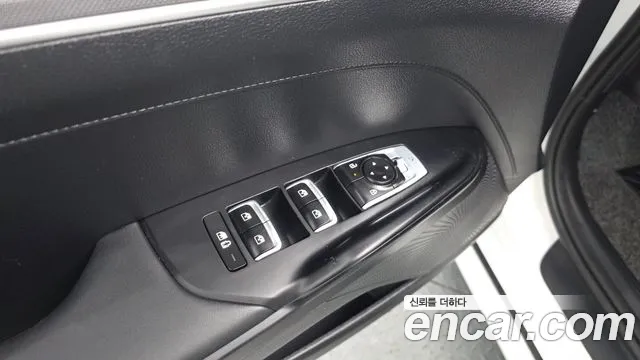 Kia K5 Новый K5 3 поколение 2.0 LPi(Для проката) — Фото автомобиля 18