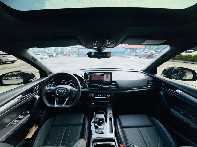 Audi Q5L — Фото автомобиля 14