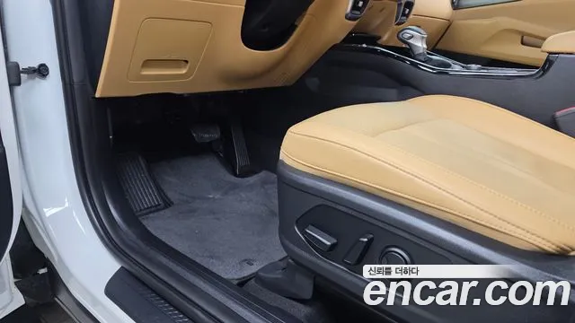 Kia Sorento Sorento 4-е поколение Бензин 2.5T 2WD — Фото автомобиля 29