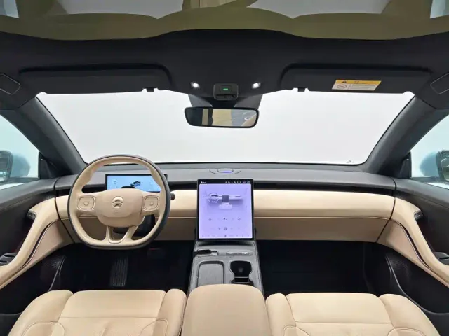 Nio ET5 — Фото автомобиля 23