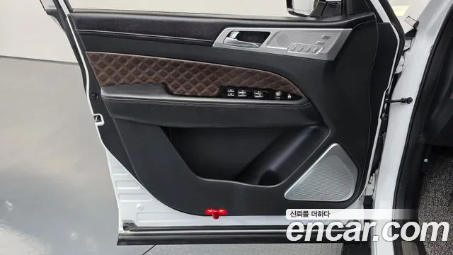 KGM Rexton New — Фото автомобиля 13
