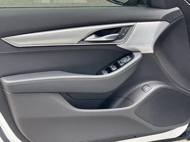 Cadillac CT5 — Фото автомобиля 14