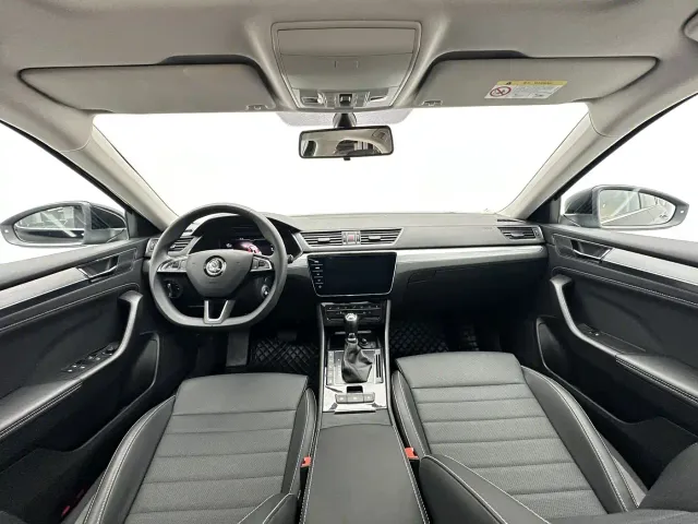 Skoda Superb — Фото автомобиля 6