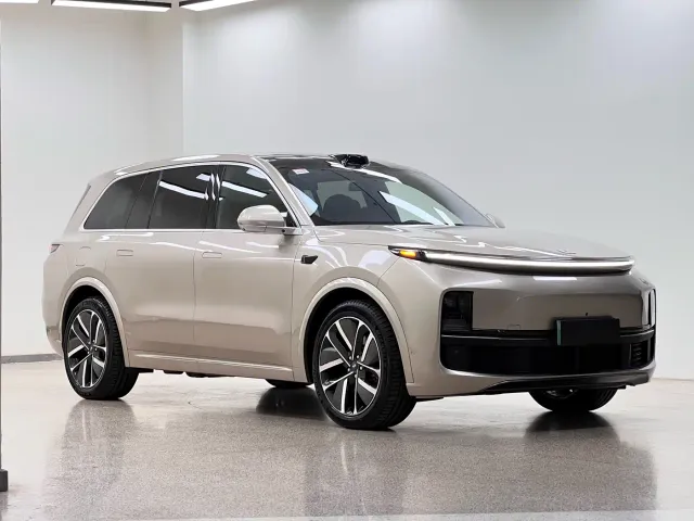 Li Auto L9 — Фото автомобиля 3